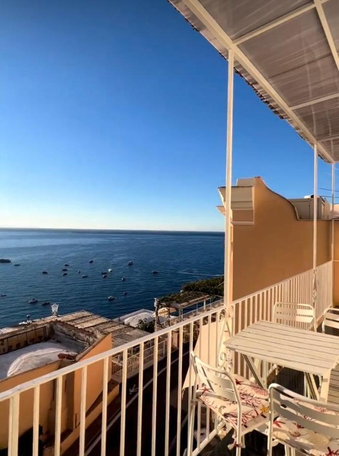 Queen View Apartment - No Kitchen Positano Buitenkant foto